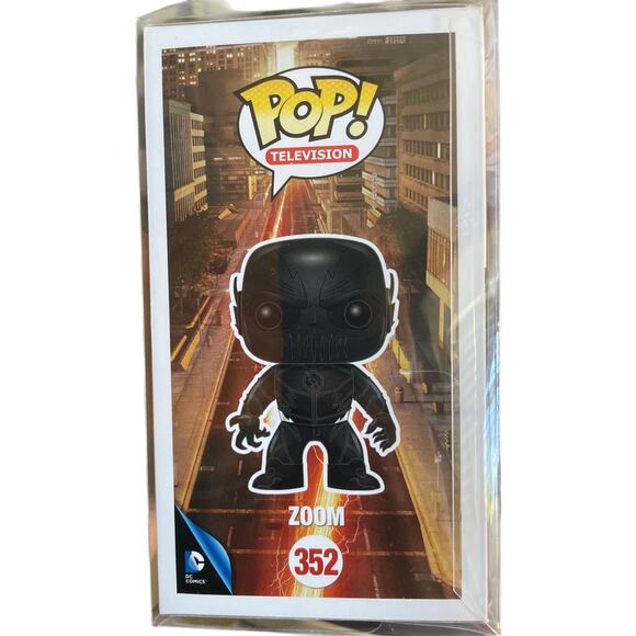 The Flash villain Zoom Funko Pop 352 - Picture 3 of 3